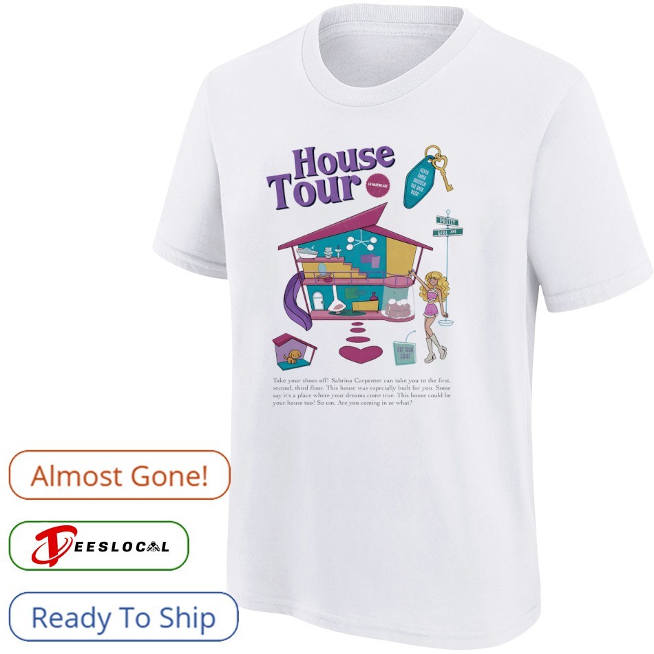 House tour take your shoes off Sabrina Carpenter can take you to