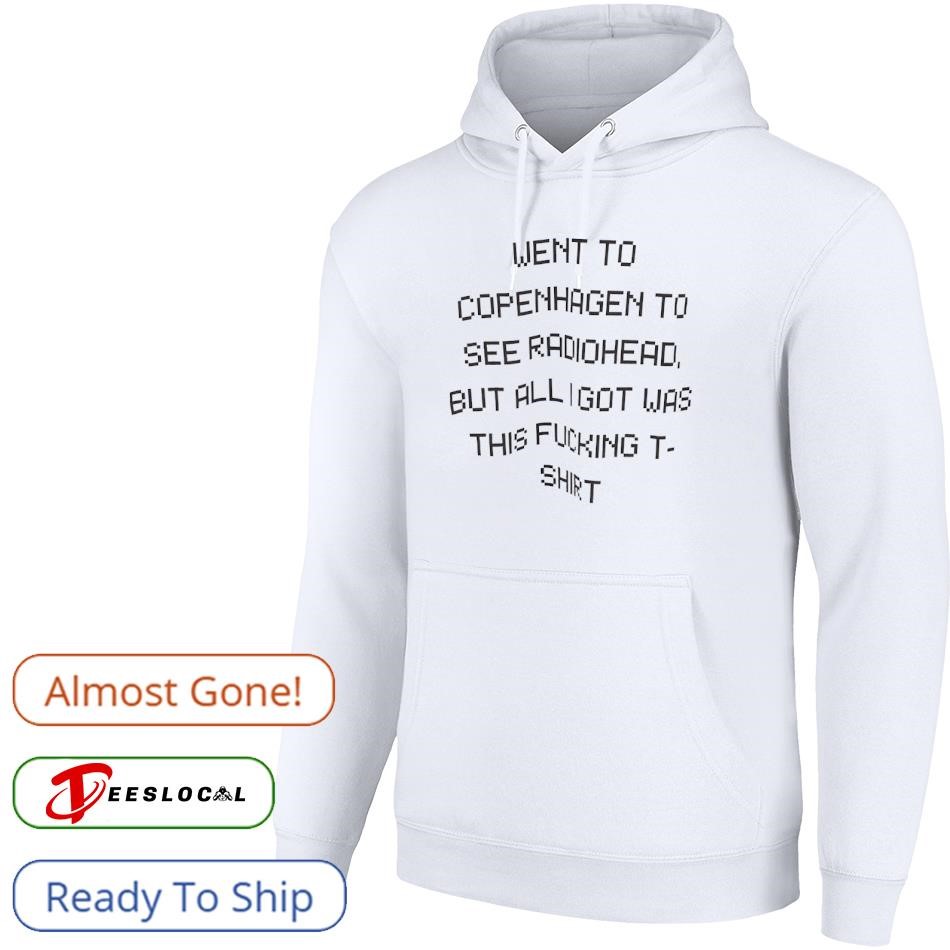 Copenhagen at Christmas… a little glimpse, a big feeling. , 🎄✨ There’s so  much more behind the lights, the streets, the smells, some things you just  have to experience yourself., Locals and travelers, ..., image size:950x950